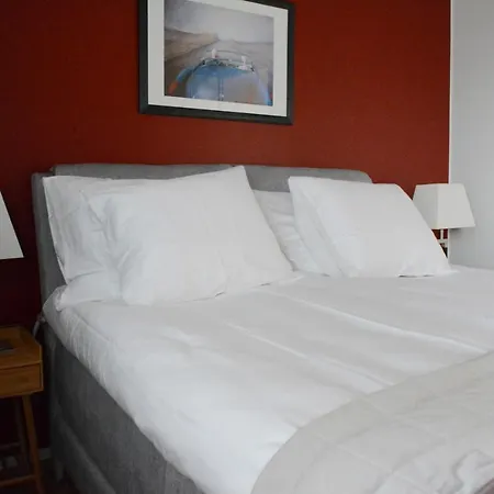 Apartmán Riverside Lux With 2 Bedrooms, Car Park Garage And Sauna Turku