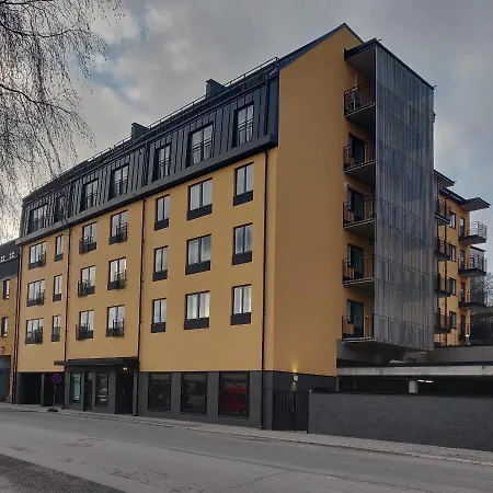 Appartamento Riverside Lux With 2 Bedrooms, Car Park Garage And Sauna
