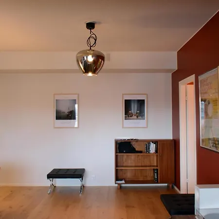 Riverside Lux With 2 Bedrooms, Car Park Garage And Sauna Apartment *