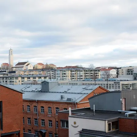 Riverside Lux With 2 Bedrooms, Car Park Garage And Sauna