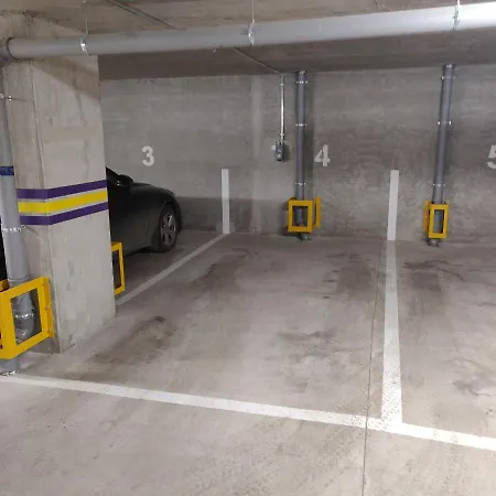 Apartmán Riverside Lux With 2 Bedrooms, Car Park Garage And Sauna *